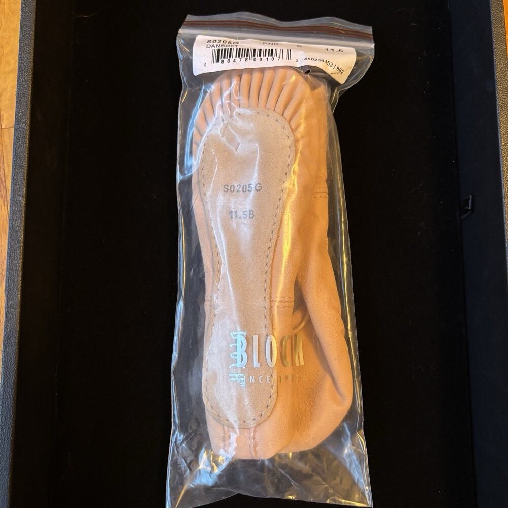 NWT BLOCH Best Seller Childrens Dansoft Leather Ballet Shoes Pink S0205G 11.5 B
